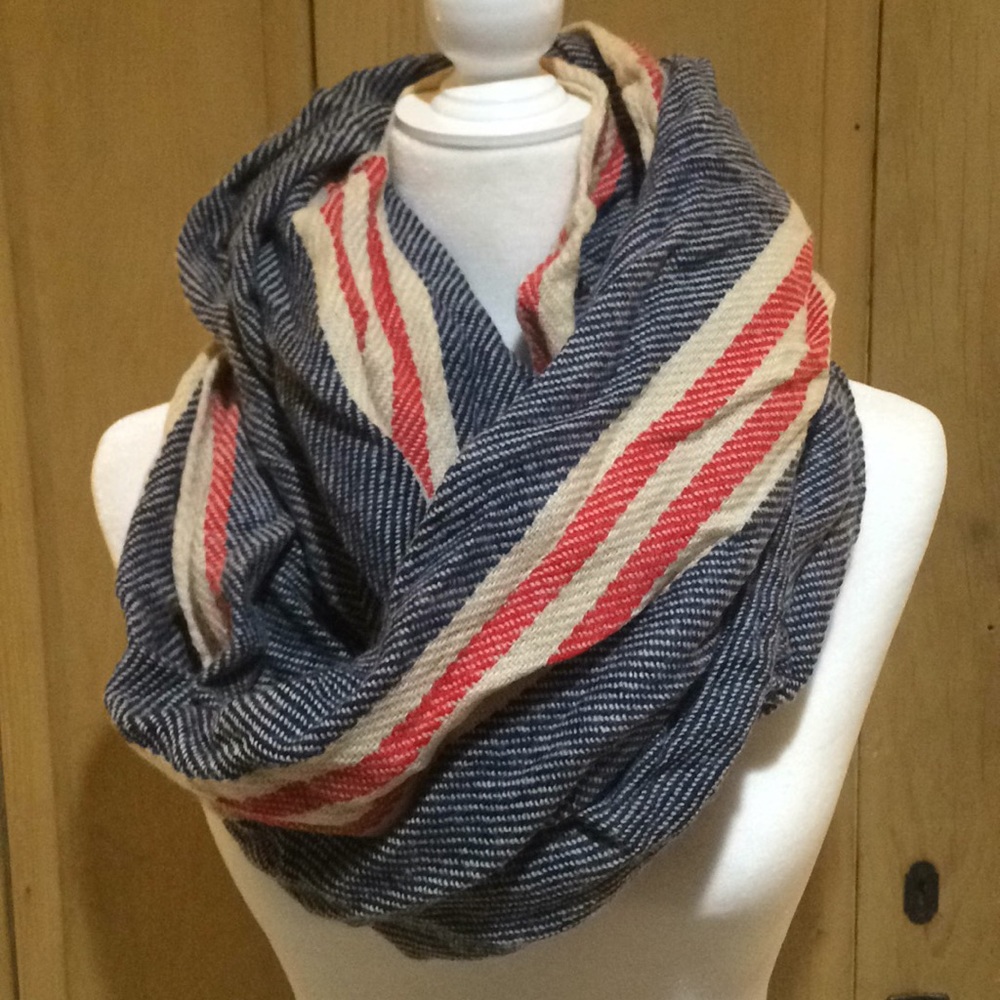 NWOT Red, White, and Blue Infinity Scarf